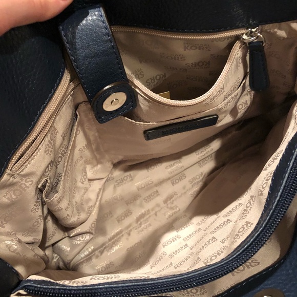 Michael Kors | Hamilton East/West Large Tote - Picture 5 of 8